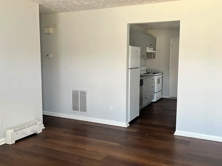 6446 Applecross Ave #C — Photo 10