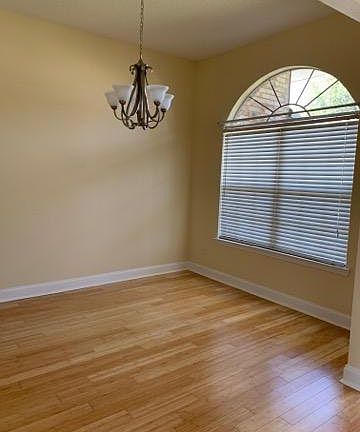 4th image of 3244 Silverado Cir
