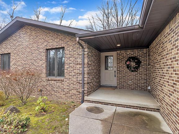 5th image of 12703 Oneida Woods Trl
