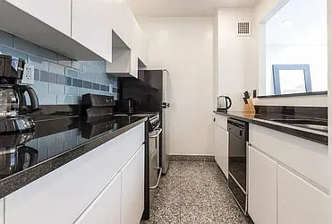 Rented by Mossanen Group