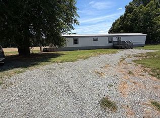 447 Steed Rd, Seagrove, NC 27341
