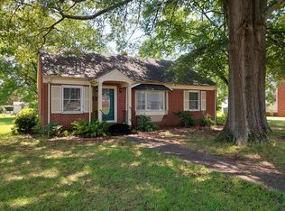 722 Cedar St, Roanoke Rapids, NC 27870