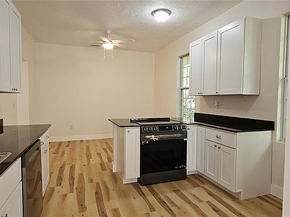 5th image of 709 S HIGHLAND STREET