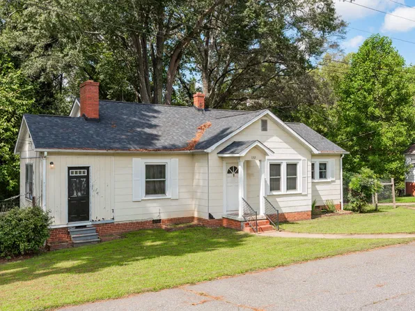 132 N Sherrill St, Mooresville, NC 28115