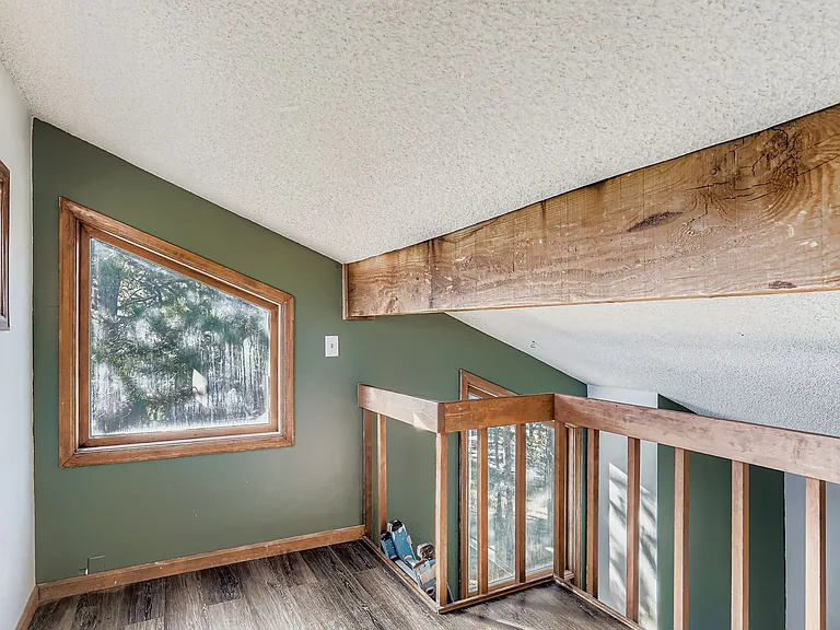 30172 Hilltop Dr — Photo 11