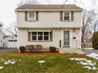 158 Normandale Dr, Rochester, NY 14624