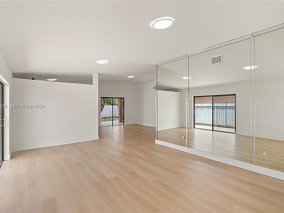 5th image of 1201 SW 142nd Ave