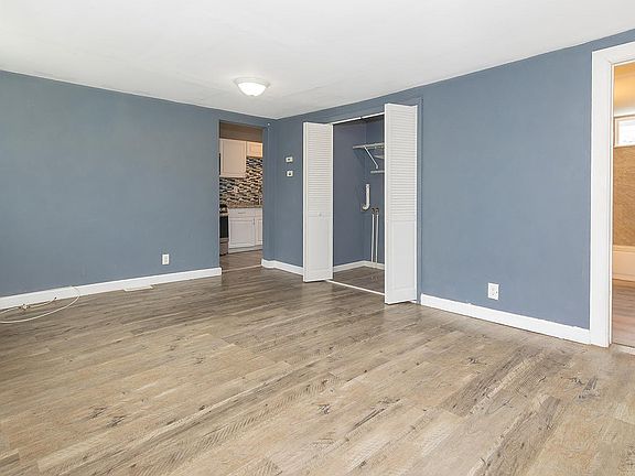 3rd image of 784 4th Ave #1R