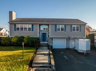 15 Homestead Ave, Fairhaven, MA 02719