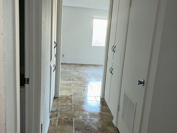 4th image of 1350 W 9th St APT 2
