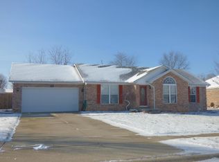 302 Pierce Ave, Mount Washington, KY 40047