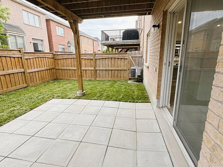 140 Foxwood Rd — Photo 22