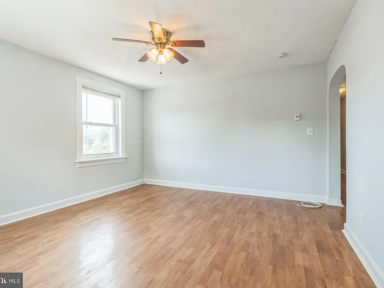 1608 W St SE — Photo 26
