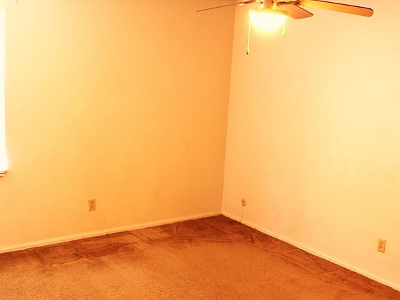 5th image of 10024 Puttington Dr