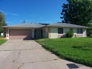 1st image of 812 Gardenside Ct