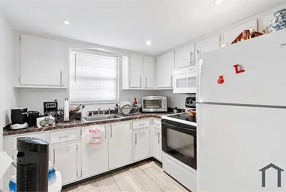 18801 NE 2nd Ave #1005 — Photo 11