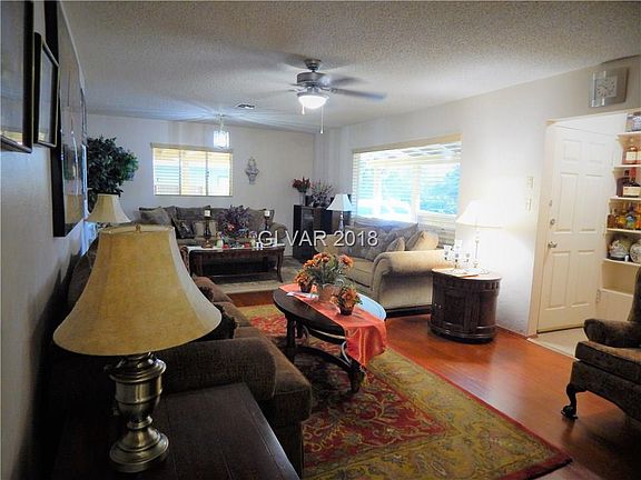 5th image of 1324 Melville Dr