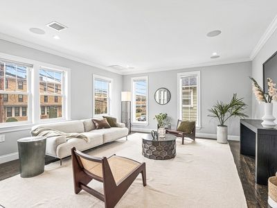 1084-1086 Canterbury St #2, Roslindale, MA, 02131