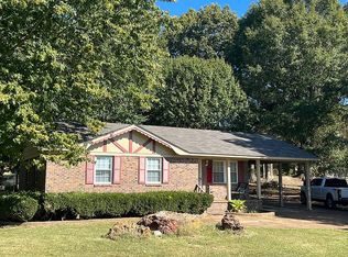 71 Tracy St, Bells, TN 38006