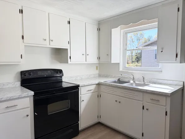 For Rent $1,020/month | 2 Bed | 1 Bath, 2966 Old Shelby Rd, Hickory, NC 28602