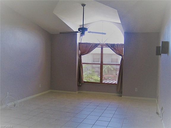 5th image of 13229 Whitehaven Ln APT 908