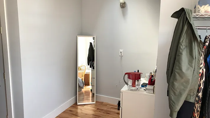 Rented by Nooklyn NYC LLC | media 13