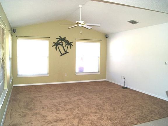 5th image of 18900 3rd Ave