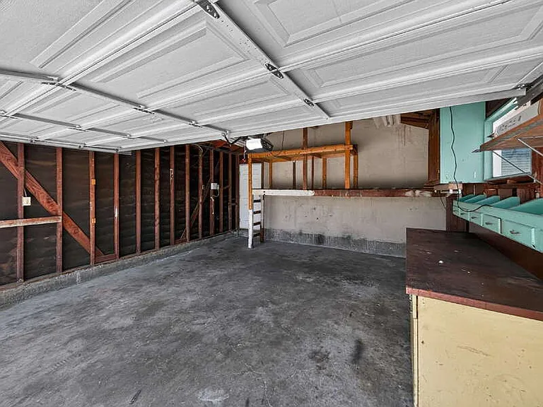 4277 Pixie Ave — Photo 19