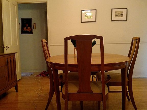 4th image of 735 W 109th St