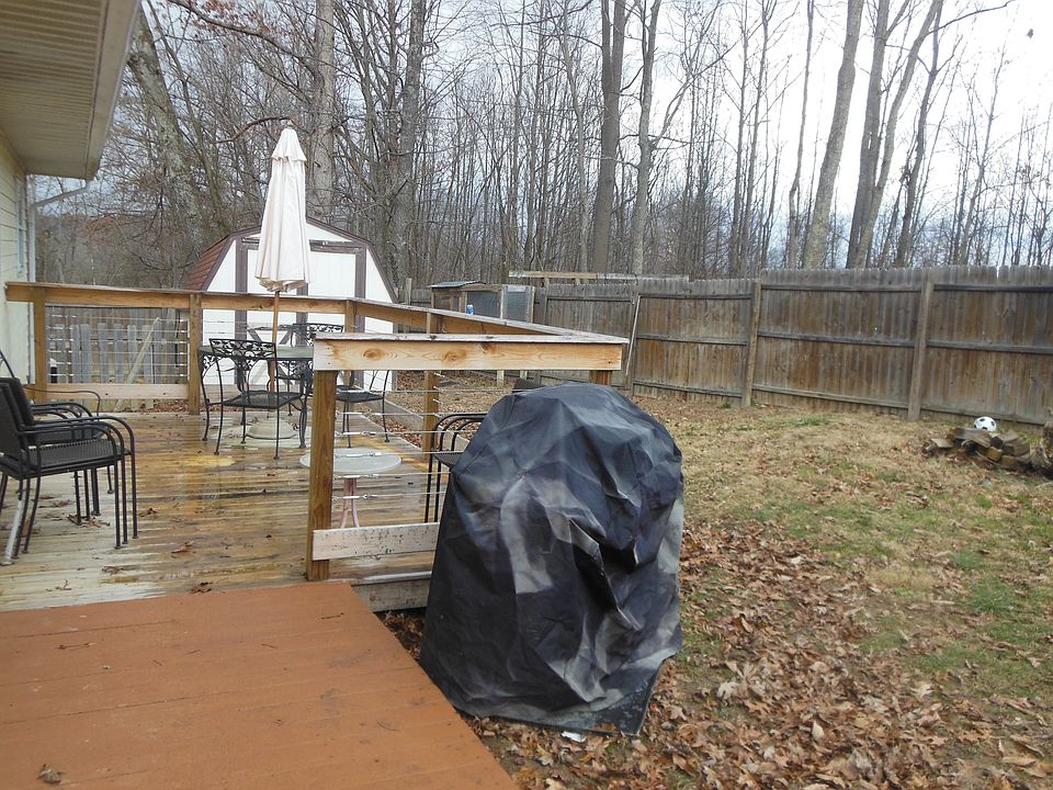 2nd image of 118 Dempsey St