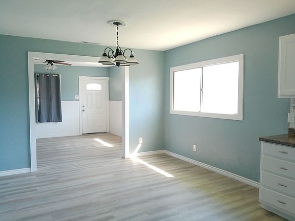 3rd image of 4313 Molina Dr