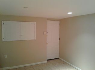 927 Emerson St, Philadelphia, PA 19111