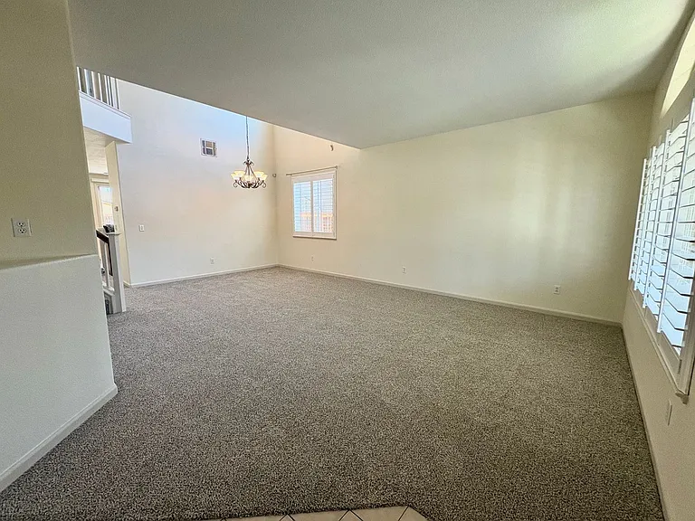 5454 Gold Creek Cir — Photo 2