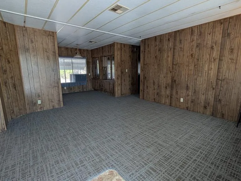 5021 N Kevy Pl — Photo 4