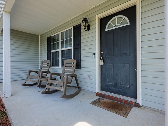 4th image of 5861 Barkley Ln