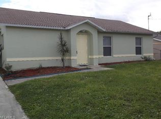 4013 4th St SW, Lehigh Acres, FL 33976
