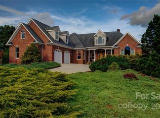 500 Tillery Branch Rd, Marshall, NC 28753