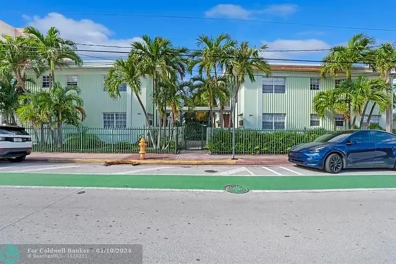 1 bed, 620 sqft, $2,200 — Photo 2