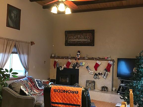 Living room (aka:great room)