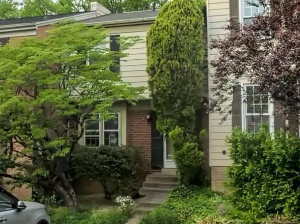 9963 Longford Ct, Vienna, VA 22181