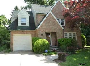 1020 Grandview Rd, York, PA 17403