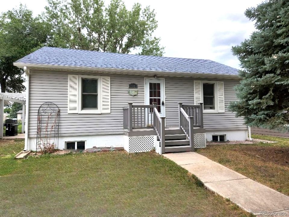 1st image of 487 C Ave