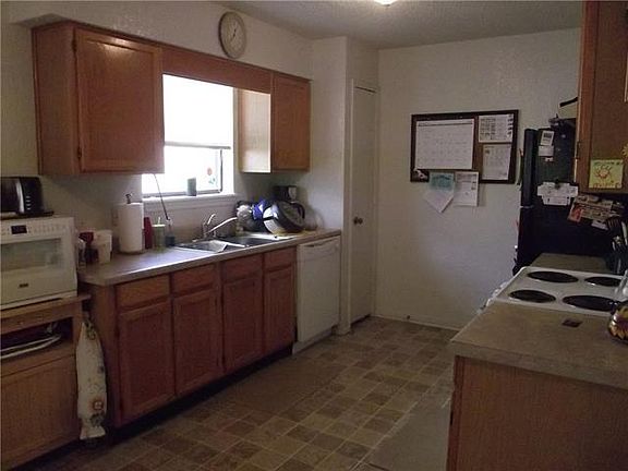 2nd image of 7205 Kary Lynn Dr E