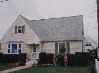 15 June St, North Providence, RI 02904