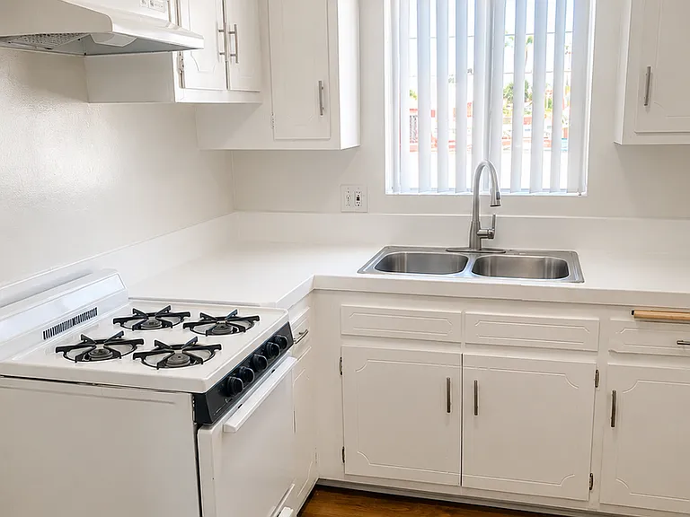 4011 W. 129th Street — Photo 5