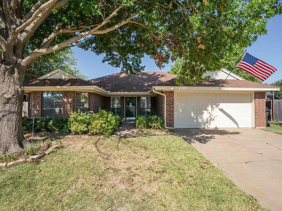 1st image of 8 Tumbleweed Ct