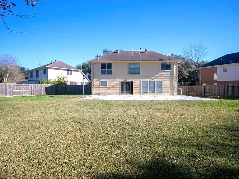 146 Skycrest Dr — Photo 22