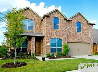 1102 Newchester Dr, Roanoke, TX 76262