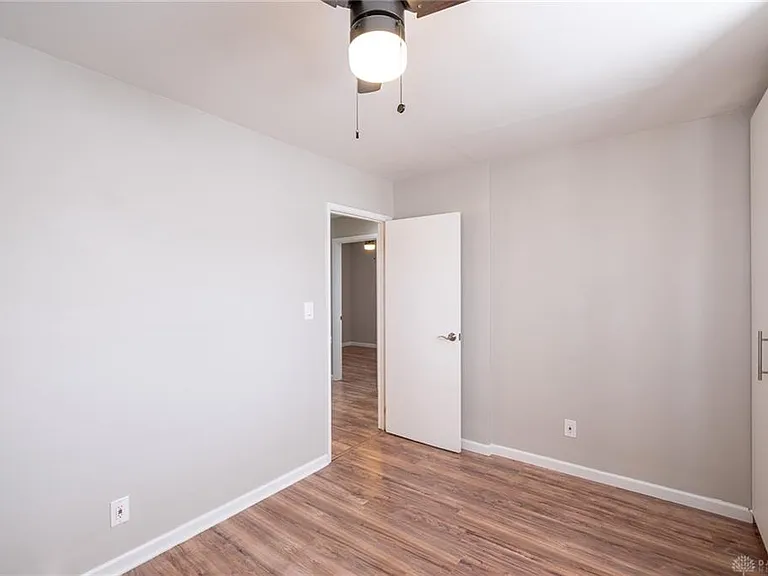 2833 Nacoma Pl — Photo 16