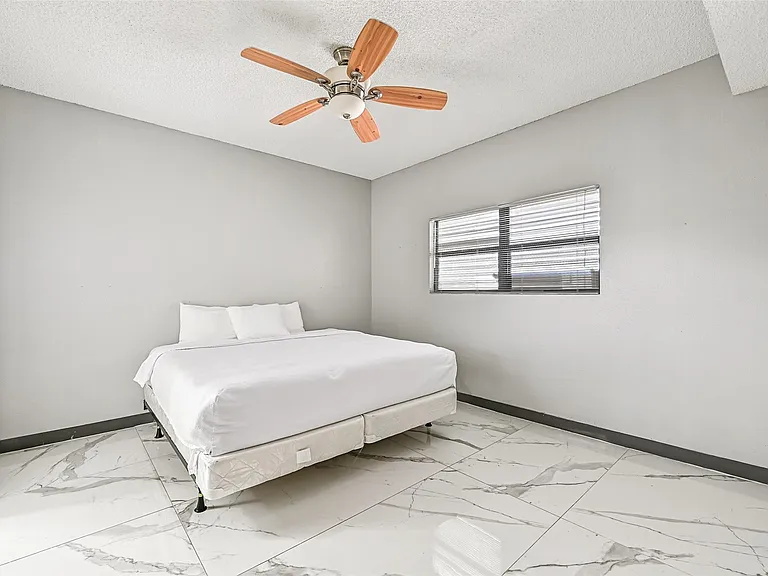 7700 Seawall Blvd #702 — Photo 22
